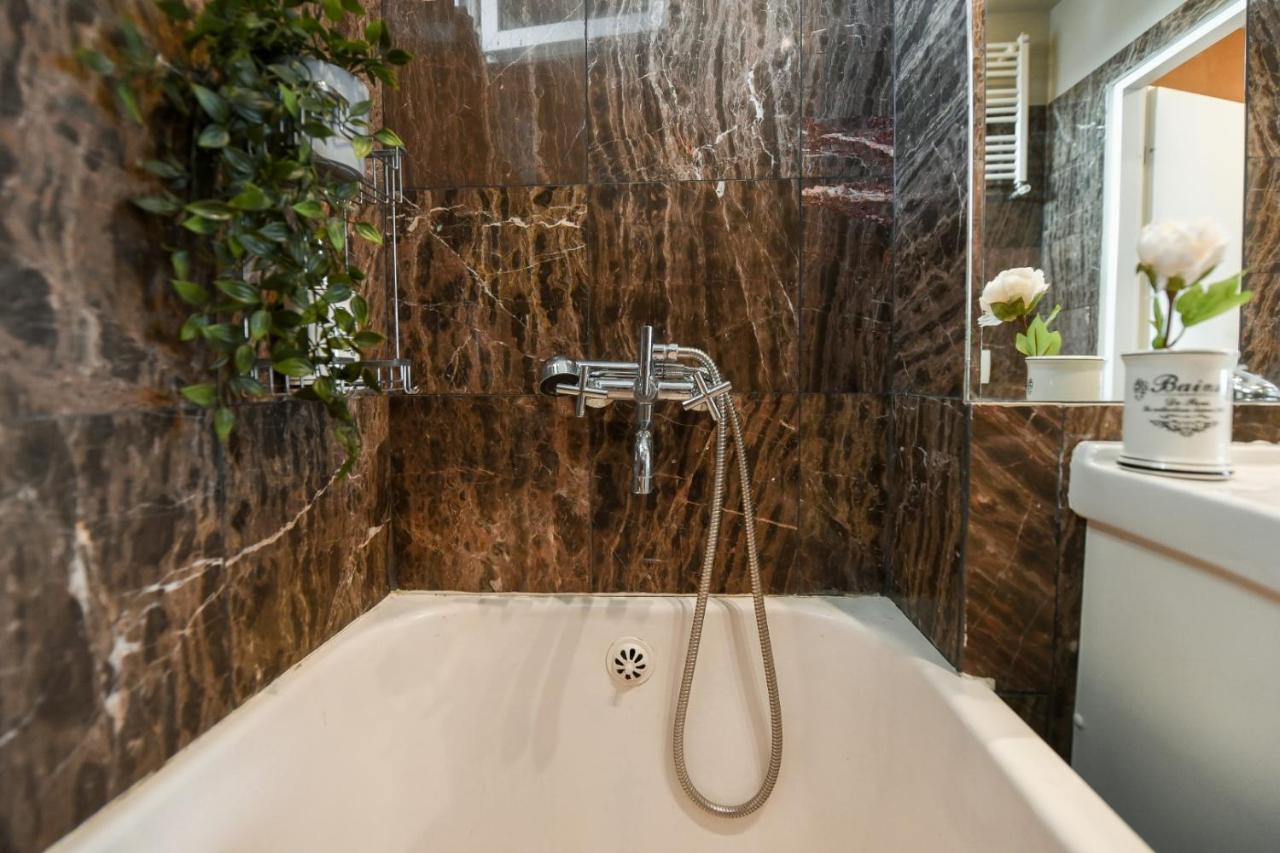 דירות Spectacular Views & Modern Comfort: Your Dream Duplex In Central בוקרשט מראה חיצוני תמונה